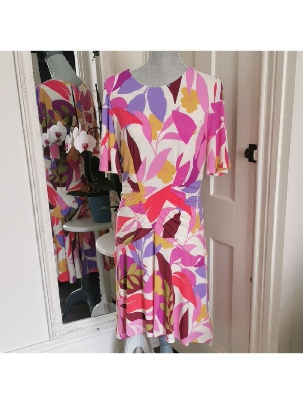 Donna Morgan Vibrant Multicolor Dress bell sleeve, midi, size 10. EUC